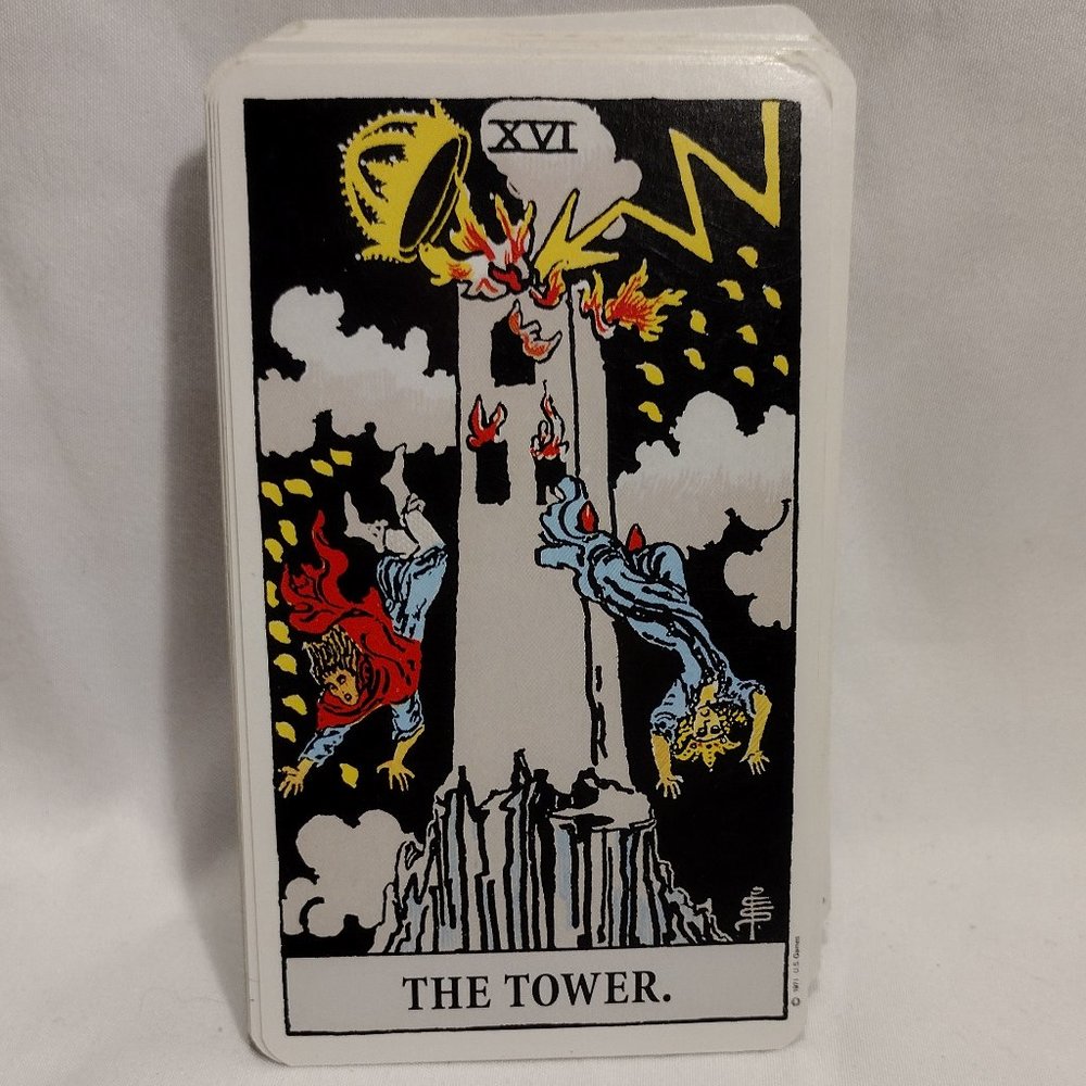The Rider Tarot Deck - Picture 14 of 16
